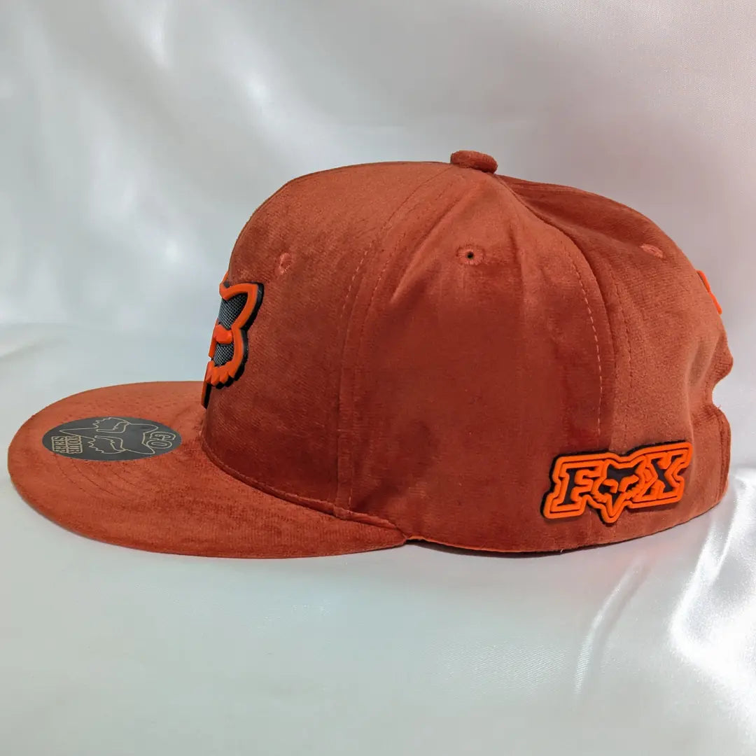 Gorra visera plana diseño Fox terciopelo y ajustable