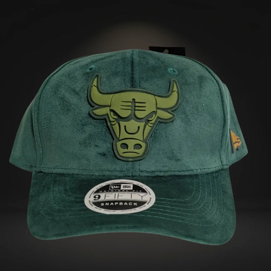 Gorra Chicago Bulls | NBA Clásico | Snapback Visera Curva Terciopelo Verde