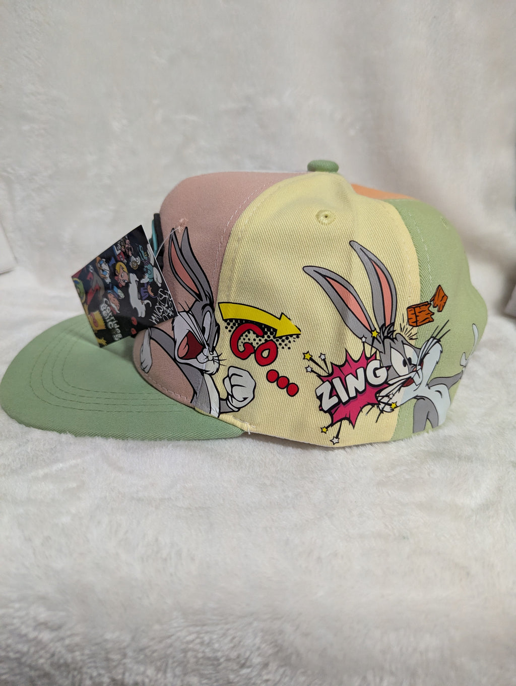 Gorra visera plana diseño WB Looney Tunes animado