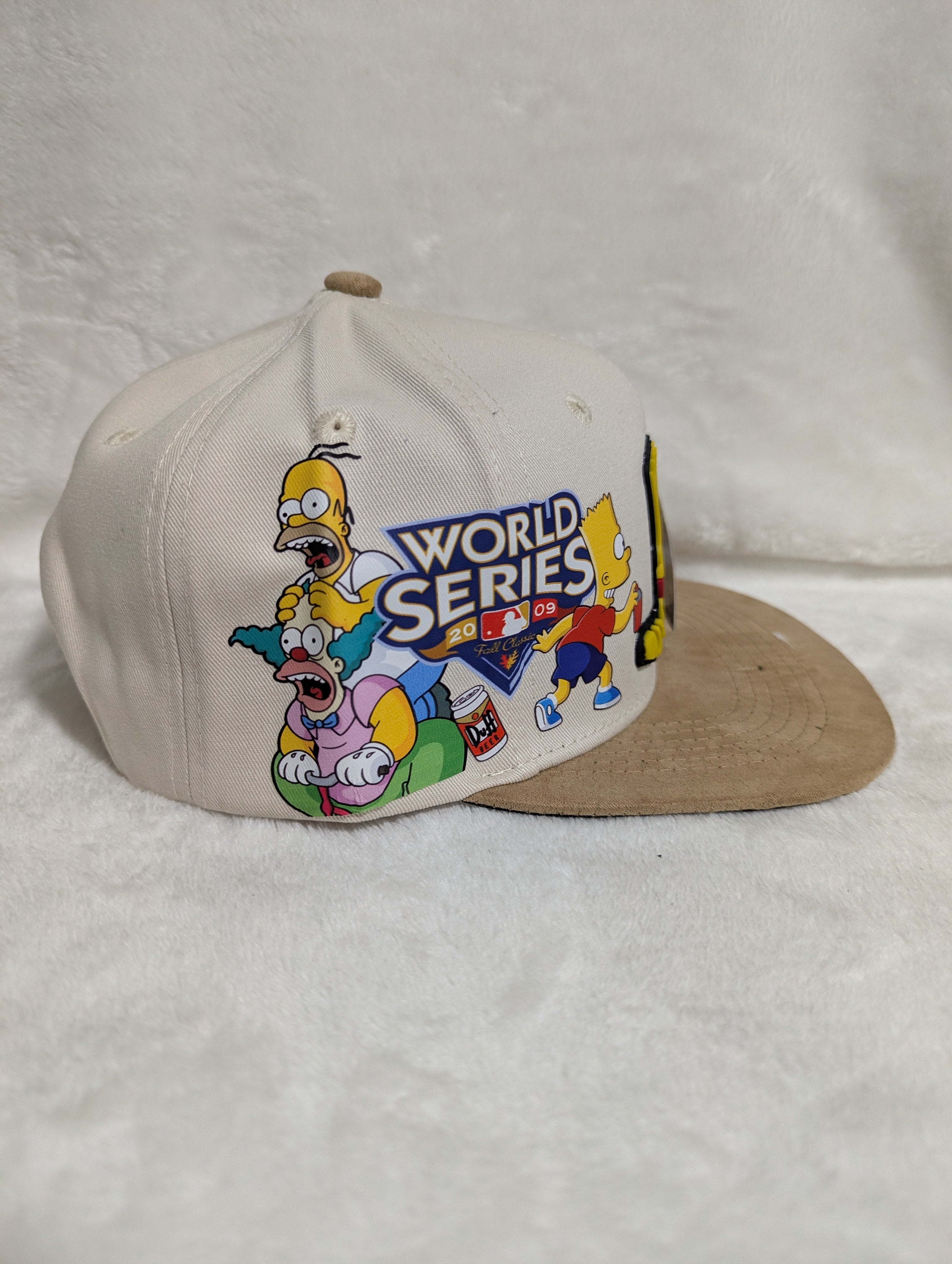 Gorra visera plana diseño MLB animado