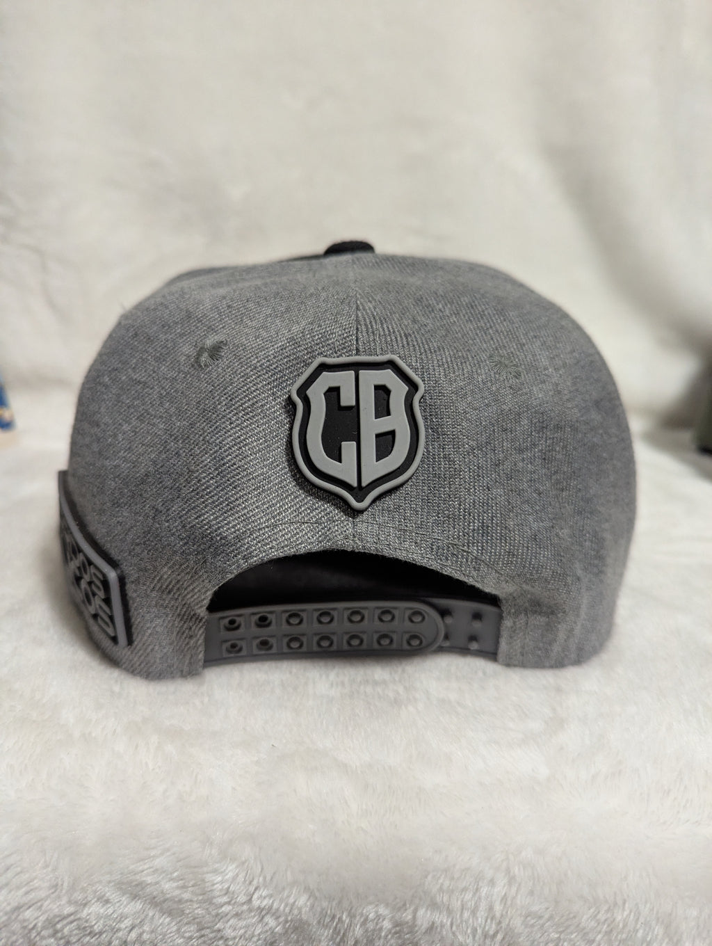 Gorra visera plana diseño bélica Doble P