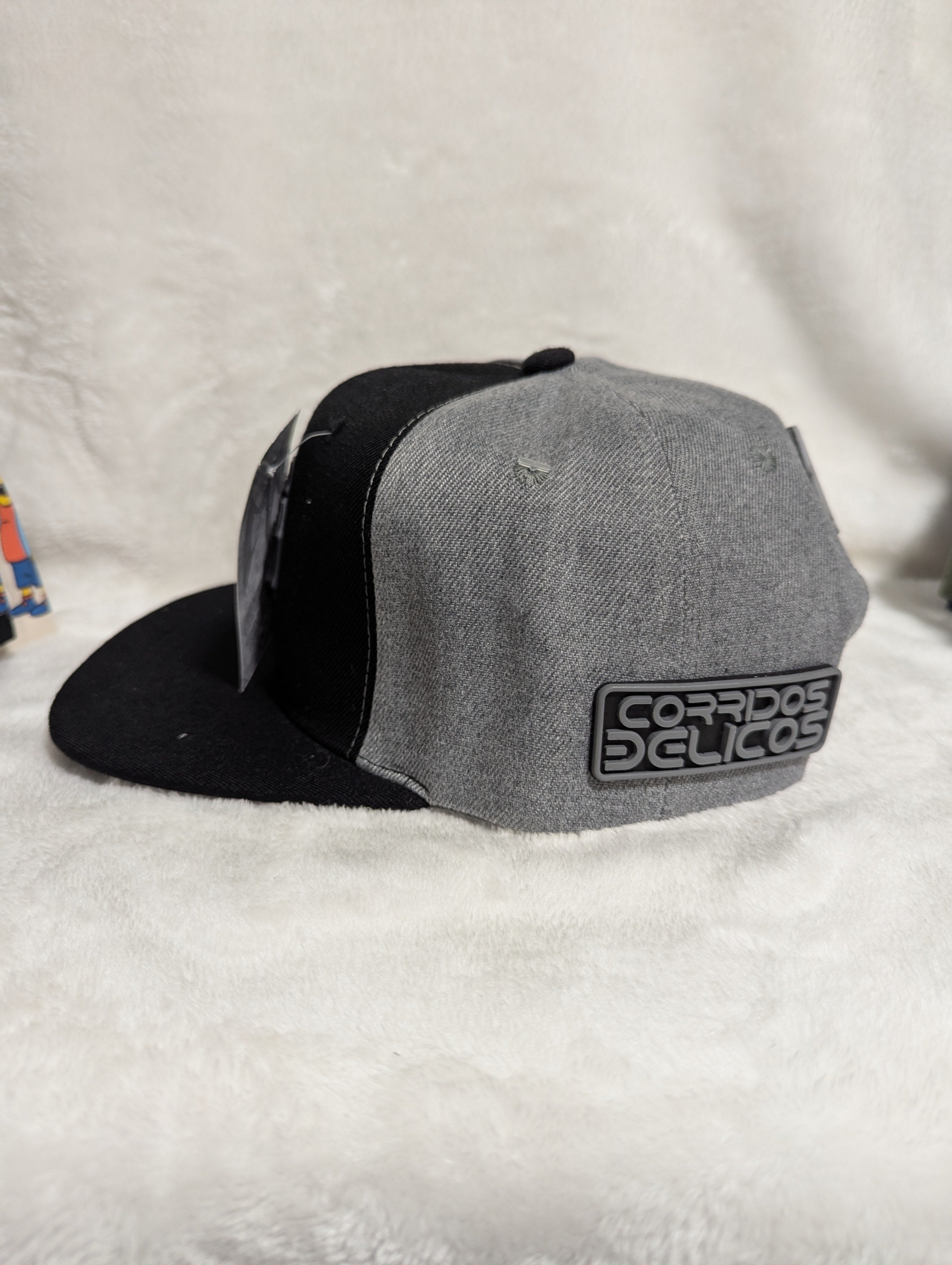 Gorra visera plana diseño bélica Doble P