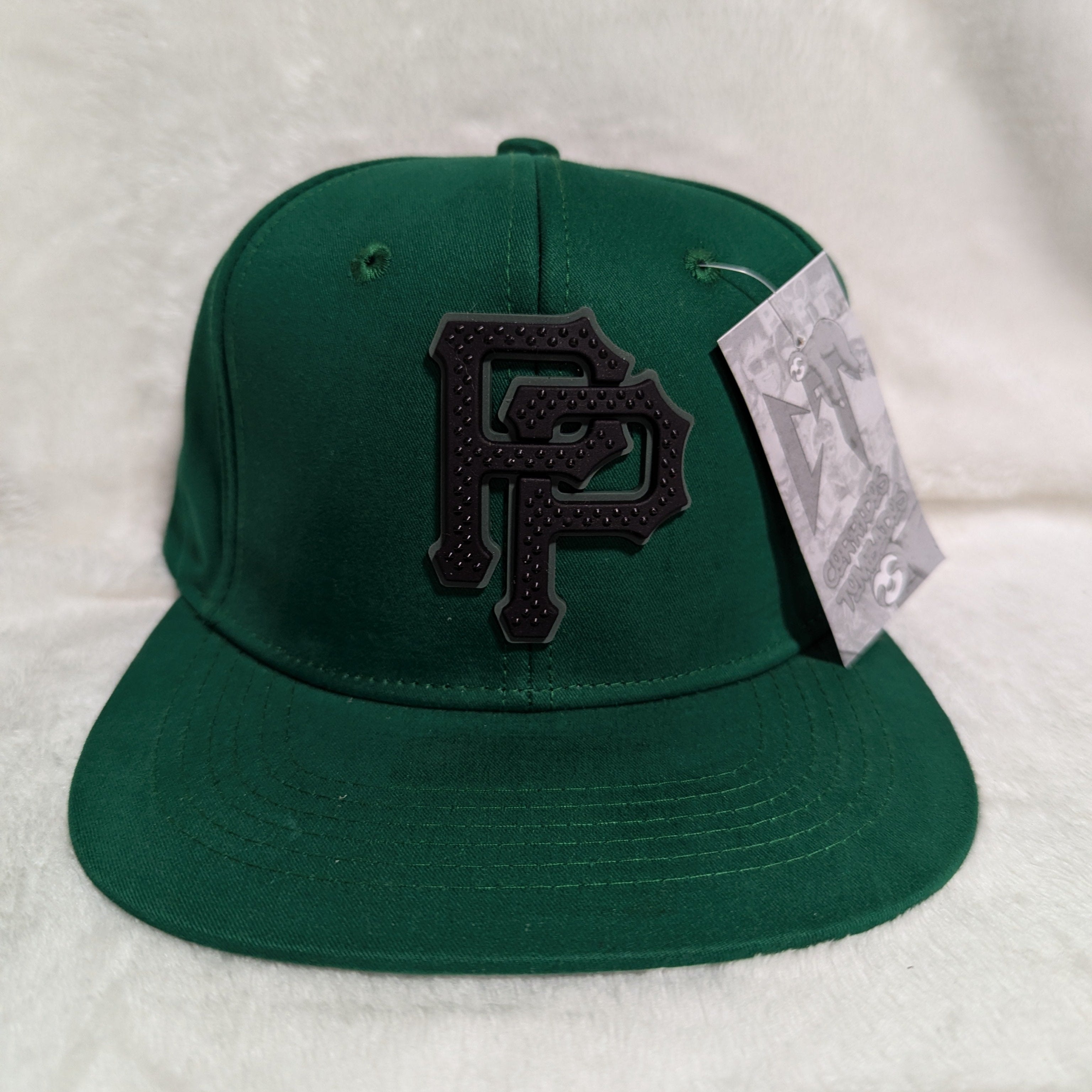 Gorra visera plana diseño bélica Doble P