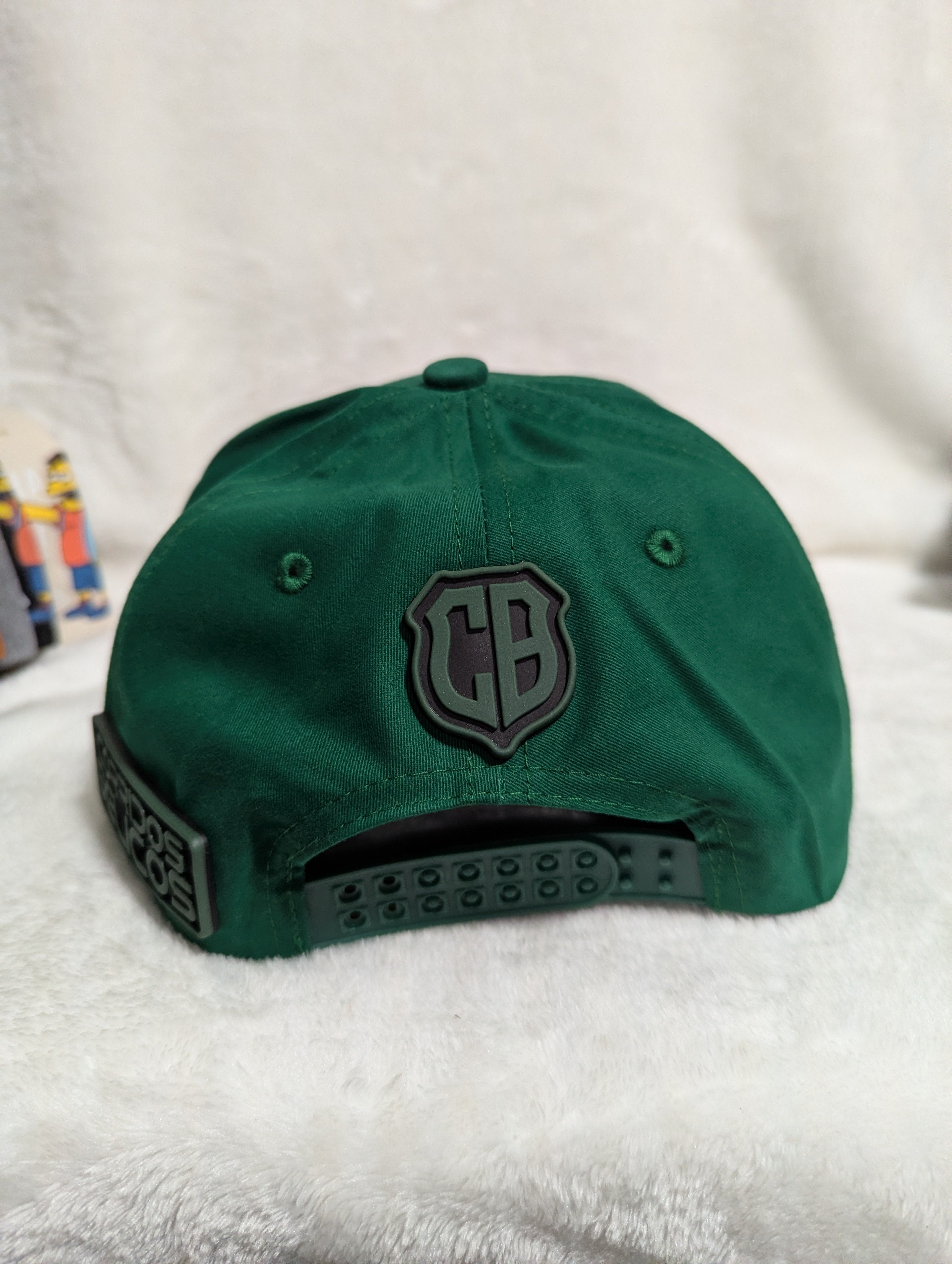 Gorra visera plana diseño bélica Doble P
