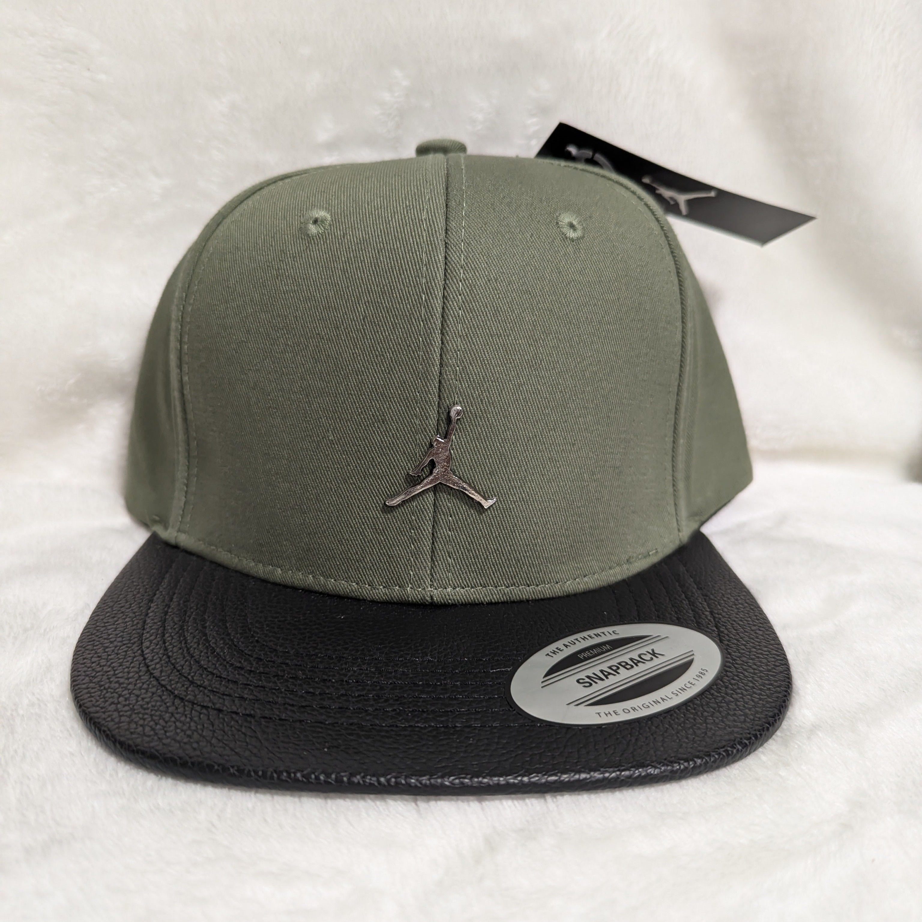 Gorra visera plana vinipiel Air Jordan