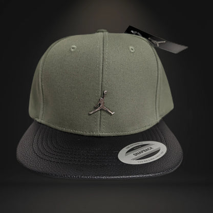 Gorra Air Jordan | Premium Vinipiel | Visera Plana Snapback