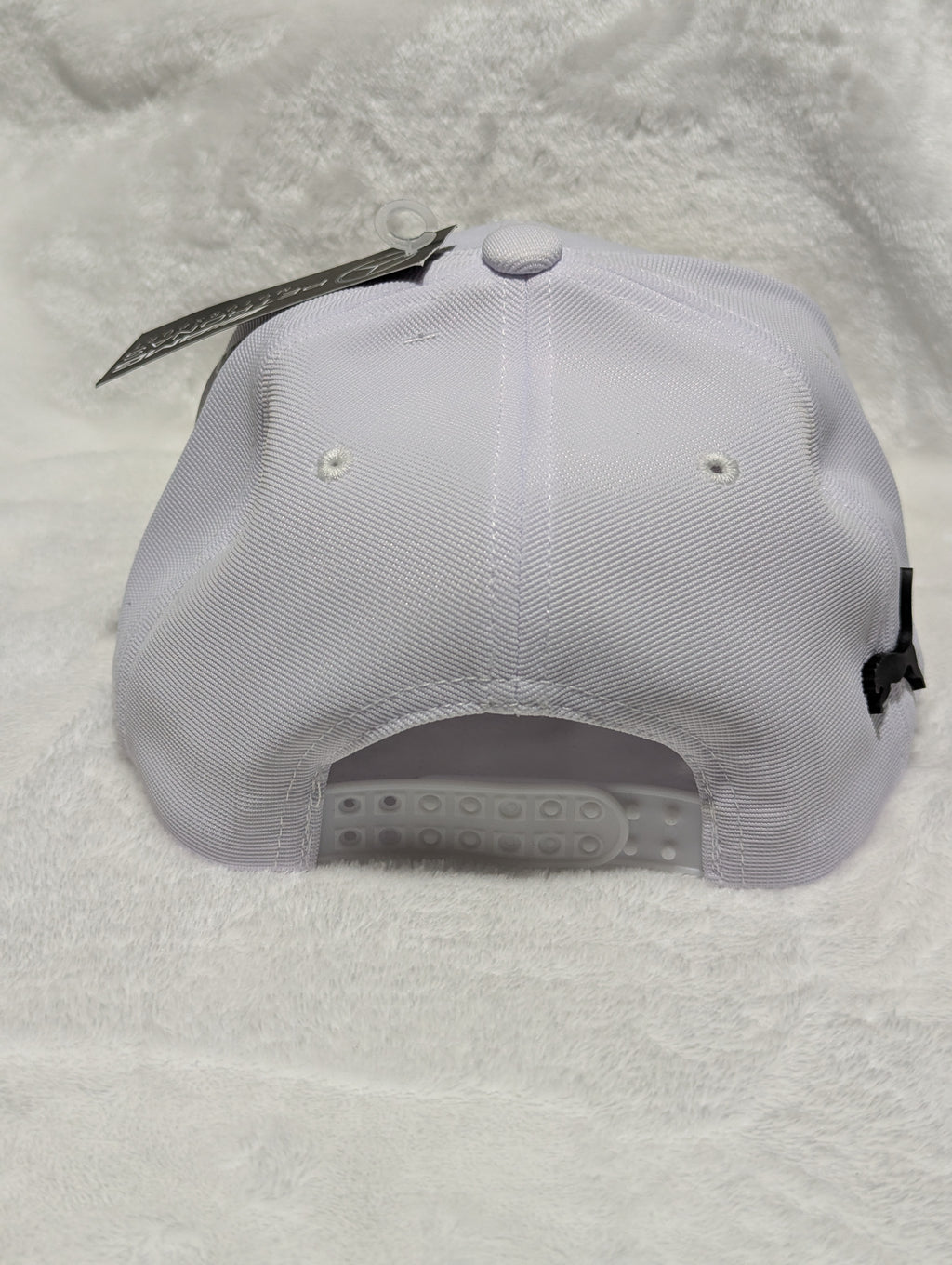 Gorra visera plana diseño Mercedes