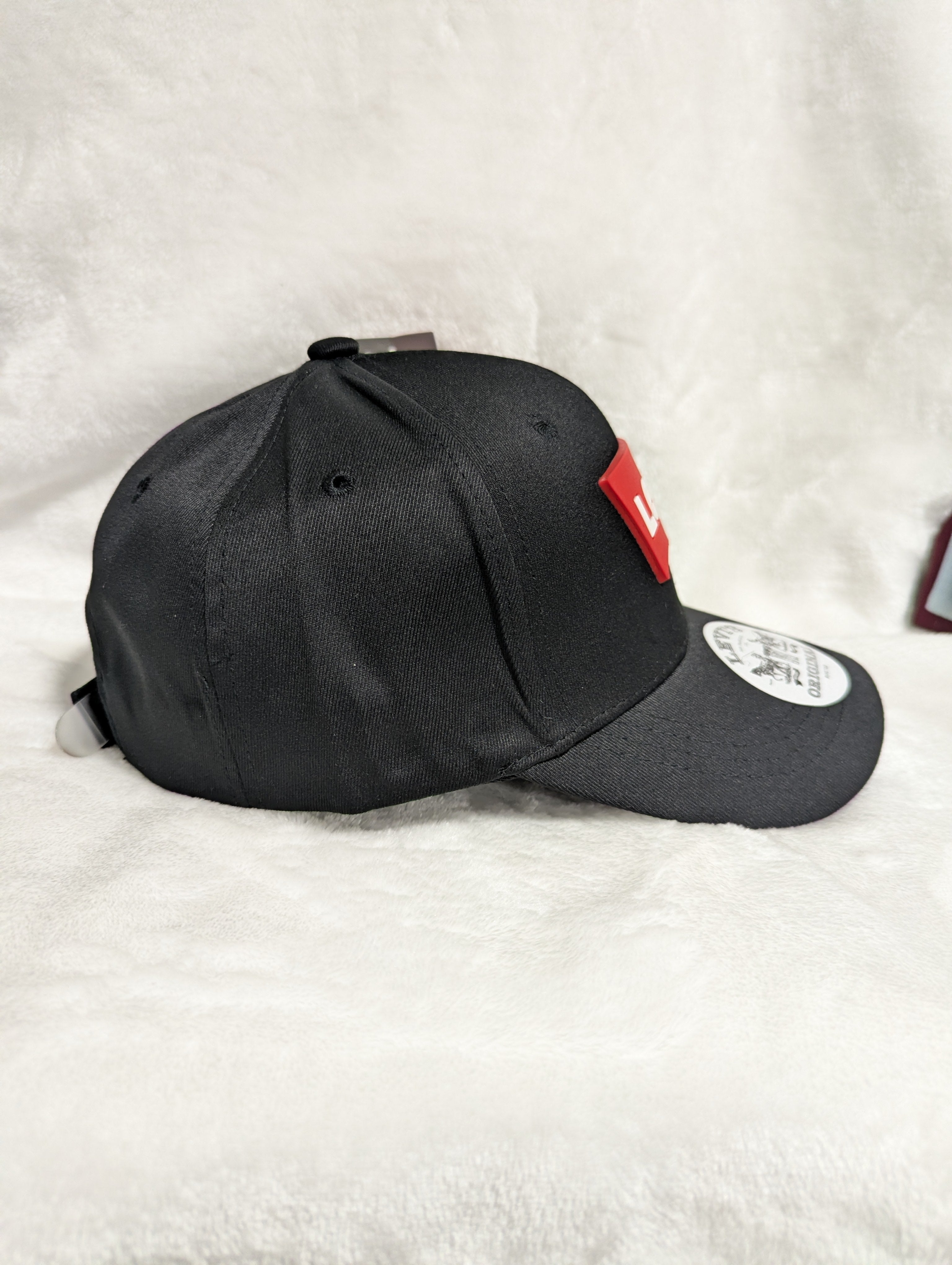 Gorra visera curva diseño Levi´s