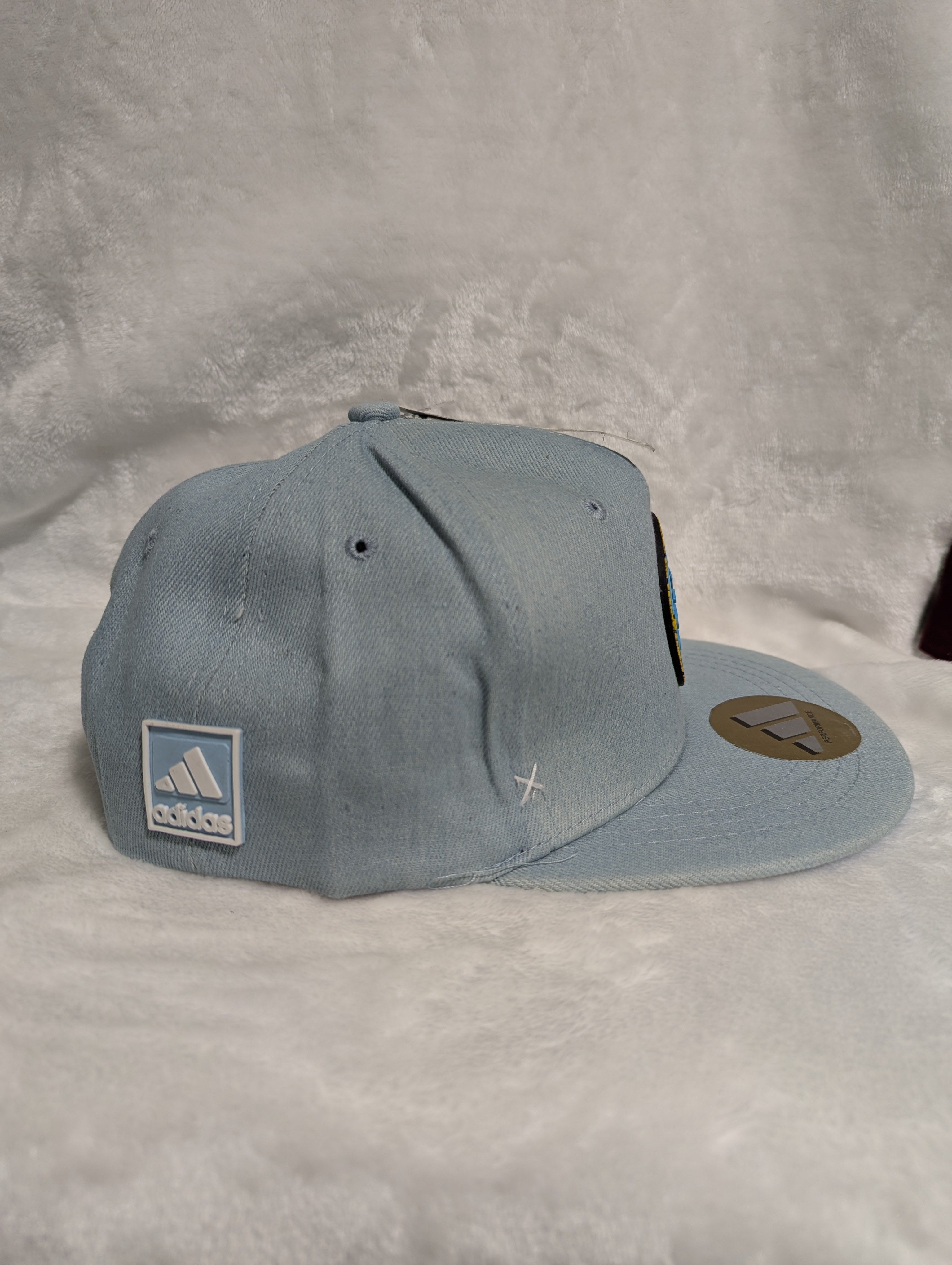 Gorra visera plana diseño Adidas color azul