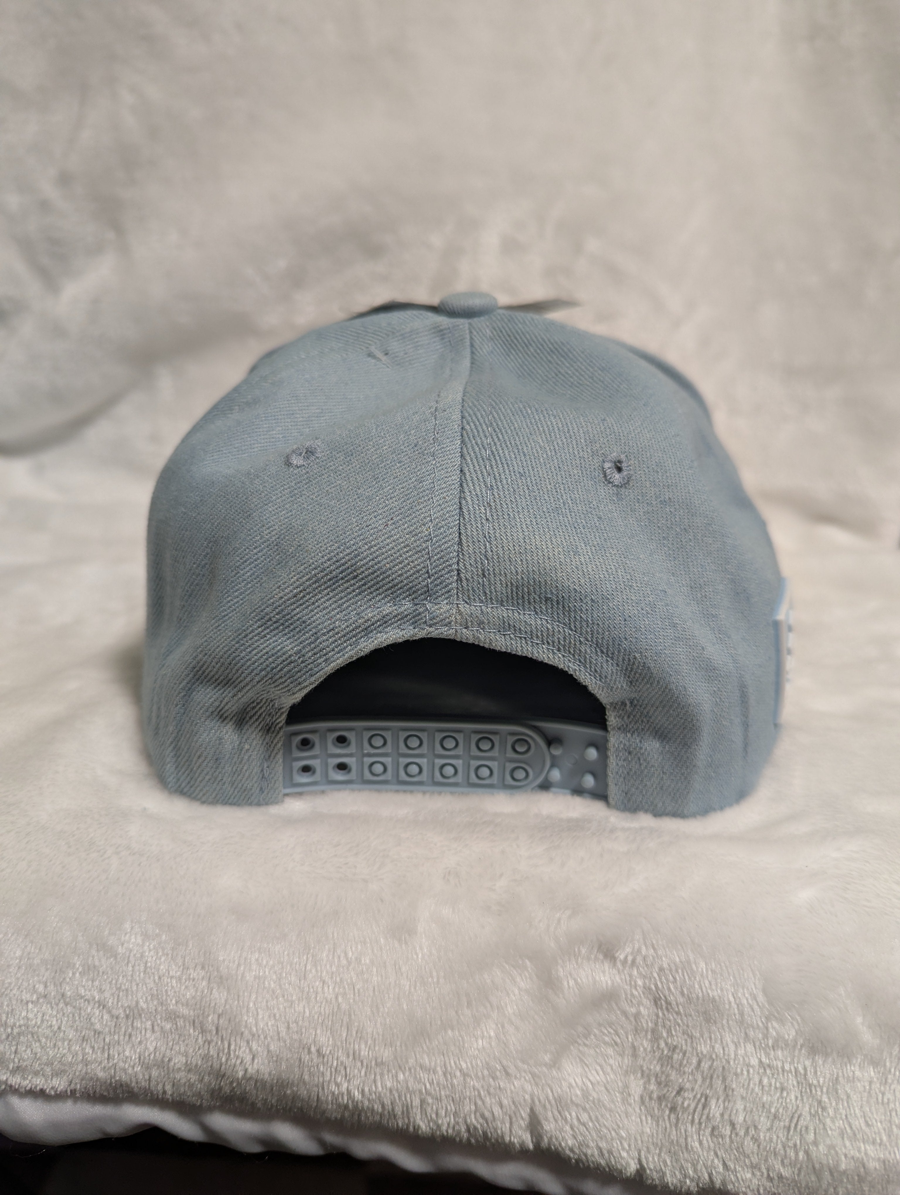 Gorra visera plana diseño Adidas color azul