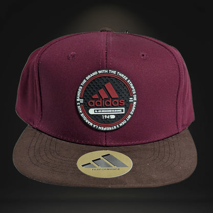 Gorra Adidas | Vino Urbano | Visera Plana Snapback