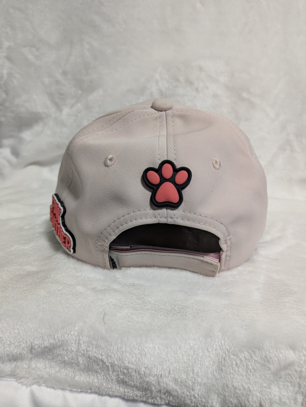 Gorra visera curva diseño Pantera rosa animado