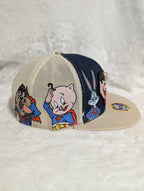 Gorra visera plana diseño WB Looney Tunes animado