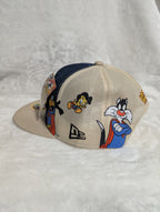 Gorra visera plana diseño WB Looney Tunes animado
